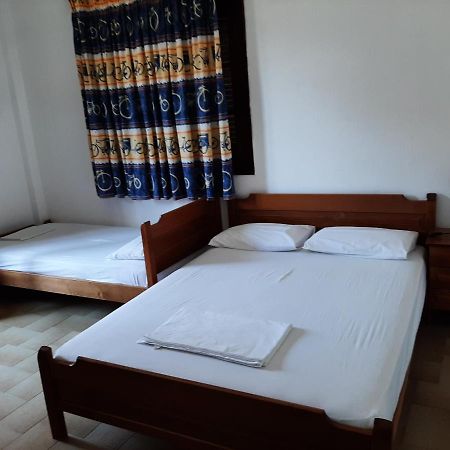 House Kosmas On The Beach سارتي المظهر الخارجي الصورة