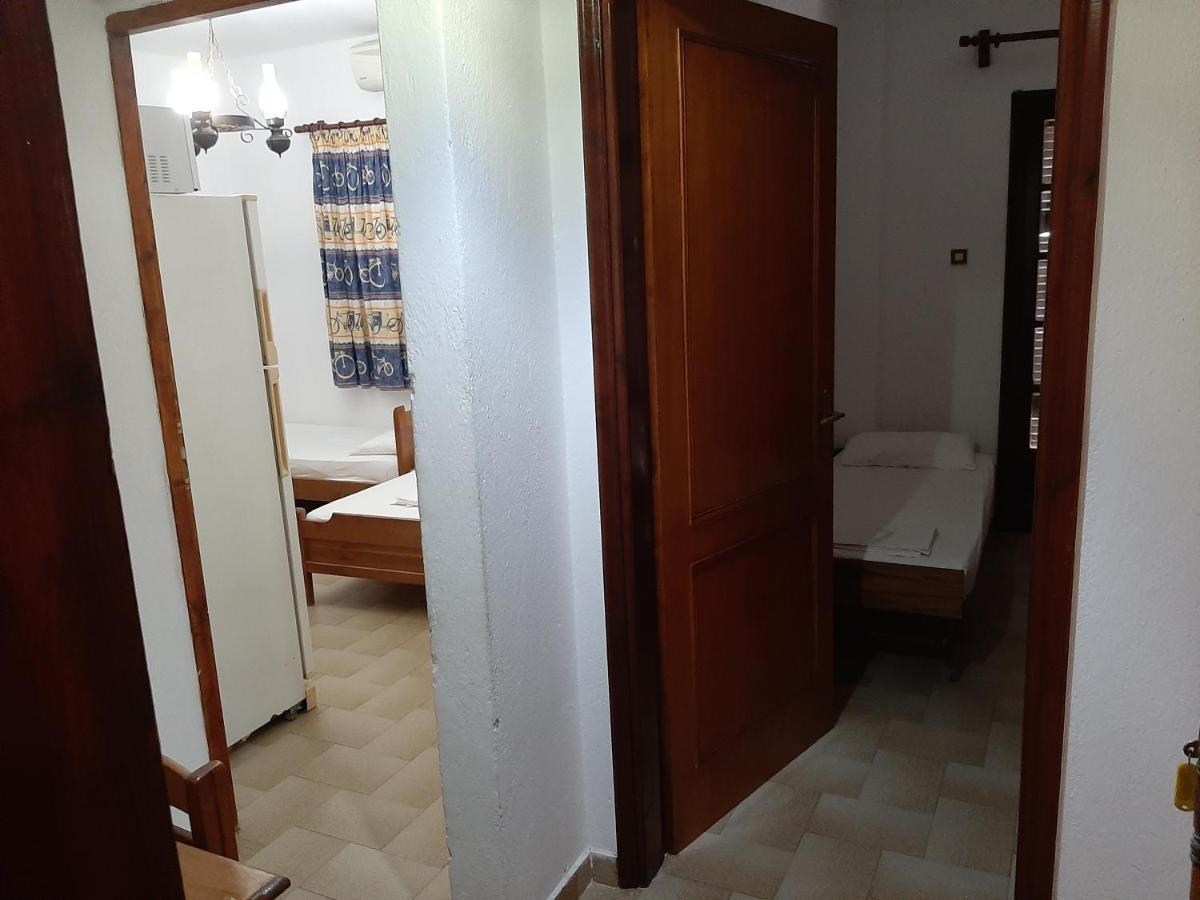House Kosmas On The Beach سارتي المظهر الخارجي الصورة