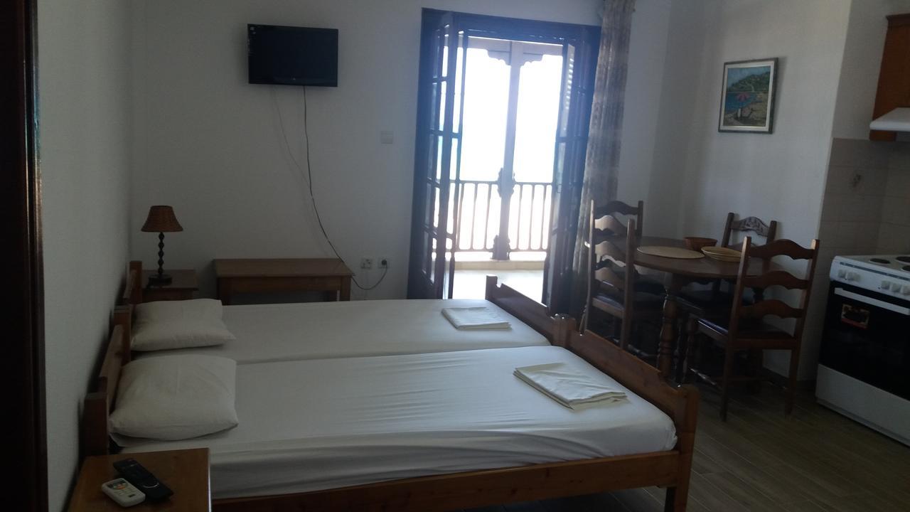 House Kosmas On The Beach سارتي المظهر الخارجي الصورة