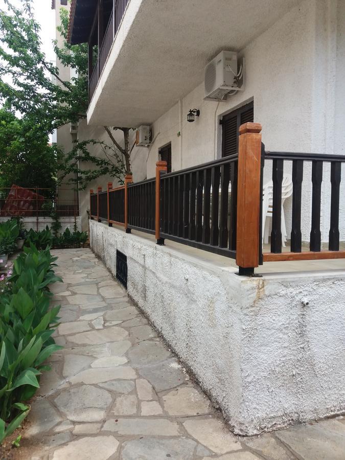 House Kosmas On The Beach سارتي المظهر الخارجي الصورة
