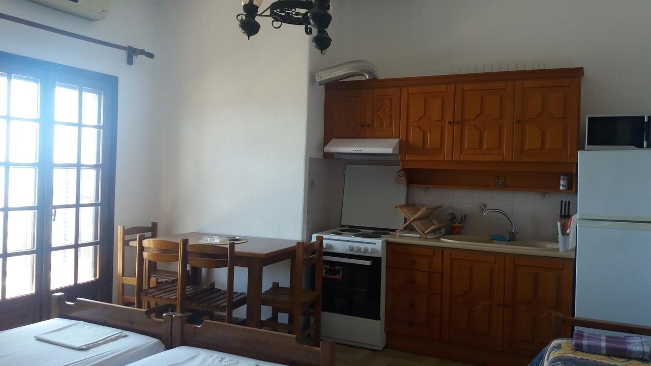 House Kosmas On The Beach سارتي المظهر الخارجي الصورة